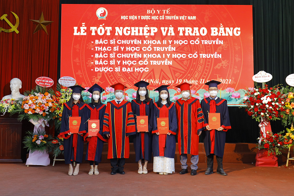 Tự tin theo đuổi ước mơ tại Học viện Y- Dược học cổ truyền Việt Nam