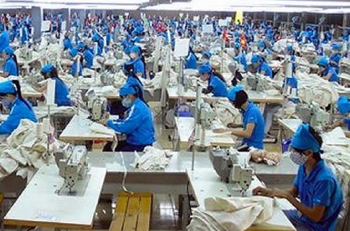 Developing Vietnam's textile and garment industry in the current situation