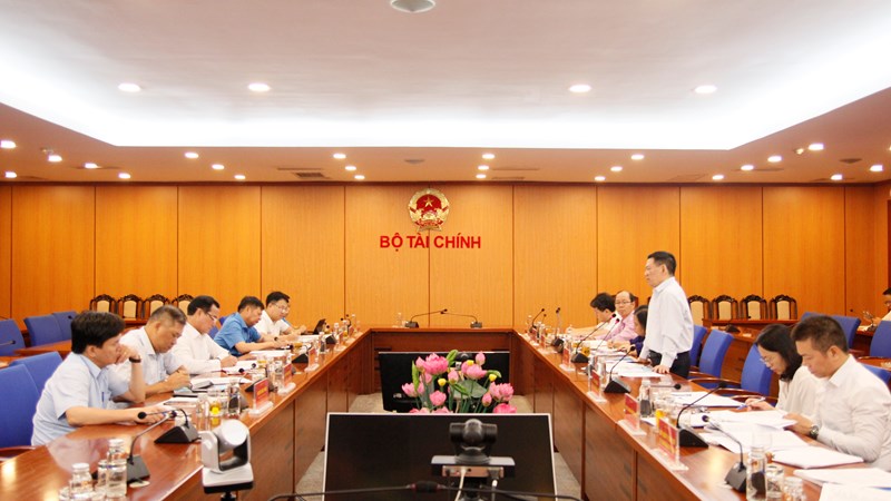 Bộ trưởng Bộ Tài chính làm việc với Chủ tịch Tổng Liên đoàn Lao động Việt Nam