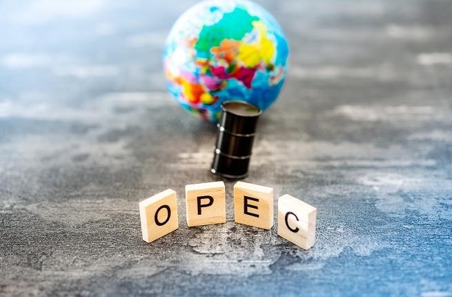 OPEC và đồng minh thống nhất cắt giảm 10 triệu thùng dầu từ tháng 5