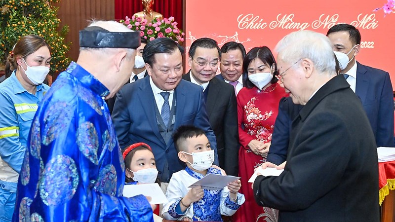 Tổng Bí thư Nguyễn Phú Trọng chúc Tết Đảng bộ, chính quyền, quân và dân Thủ đô Hà Nội