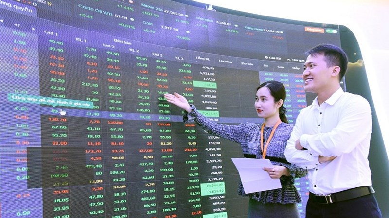 Mức thu, chế độ thu, nộp, quản lý và sử dụng phí, lệ phí trong lĩnh vực chứng khoán