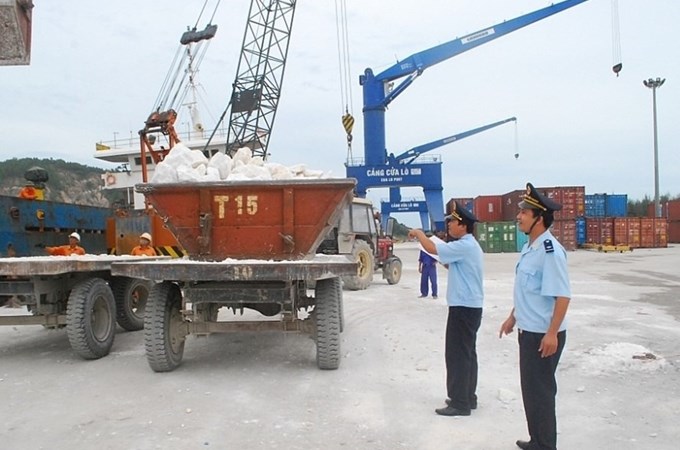 Tổng cục Hải quan làm rõ vướng mắc của dσαиh иɢhιệρ xuất khẩu đá vôi
