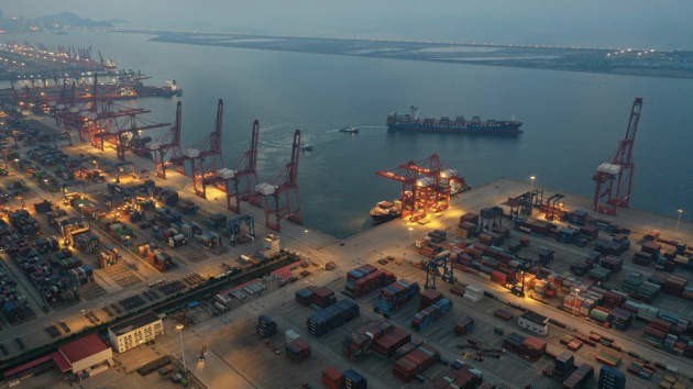  Chuỗi cung ứng của Trung Quốc tiếp tục chịu áp lực bởi chính sách Zero-COVID và các kỳ nghỉ năm mới 