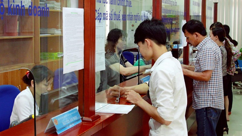 Tiếp tục giảm 30 khoản phí, lệ phí đến hết năm 2021 nhằm gỡ khó cho người dân, doanh nghiệp 
