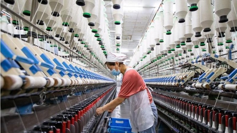  Sản xuất Trung Quốc bất ngờ tăng trưởng mạnh 