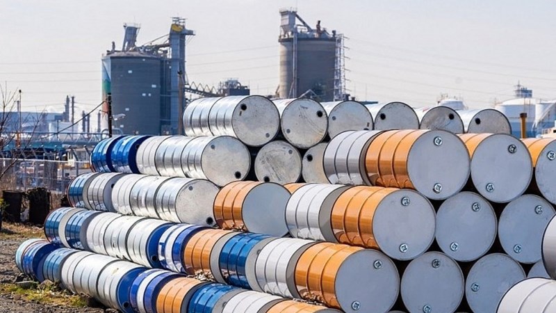 Đề xuất giảm thuế nhập khẩu ưu đãi các mặt hàng chế phẩm xăng và ethanol xuống 10% 