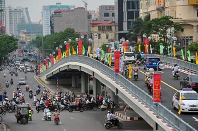 Huy động vốn đầu tư phát triển hạ tầng giao thông đường bộ trên thế giới và gợi ý cho Nghệ An 