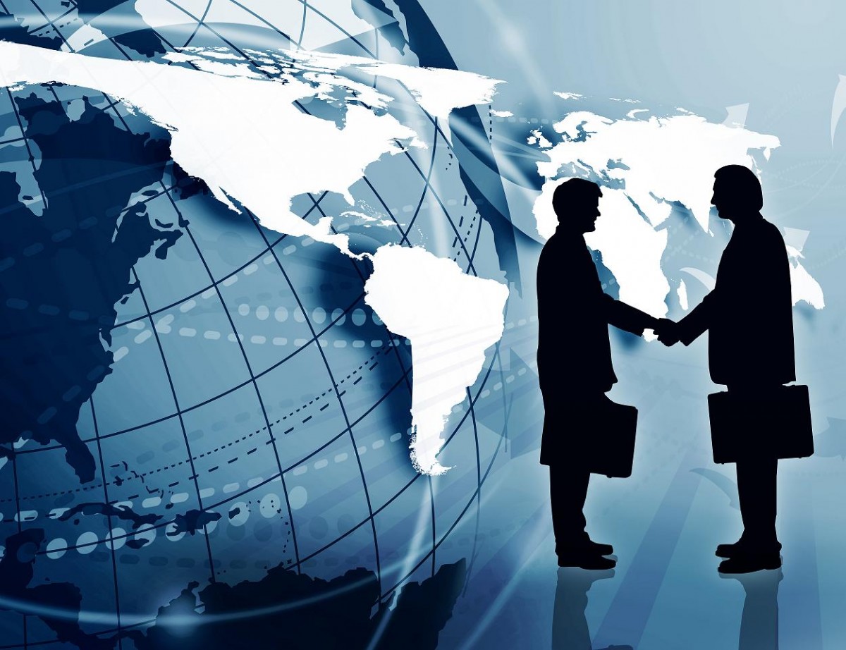 Mối quan hệ giữa hợp tác và đấu tranh trong hội nhập kinh tế quốc tế