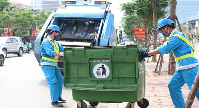 Trong nhiều năm qua, các thành phố lớn đã rất quan tâm đến hoạt động thu gom, xử lý chất thải rắn sinh hoạt, tuy nhiên công tác này vẫn còn nhiều bất cập.