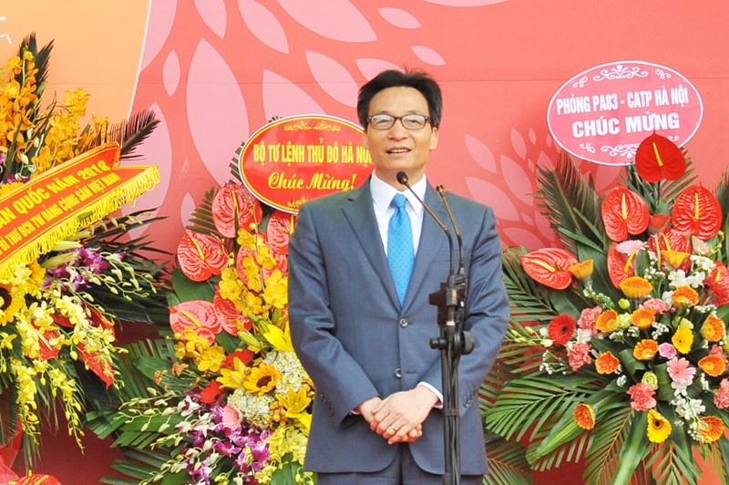 Phó Thủ tướng Chính phủ Vũ Đức Đam phát biểu chào mừng Hội báo
