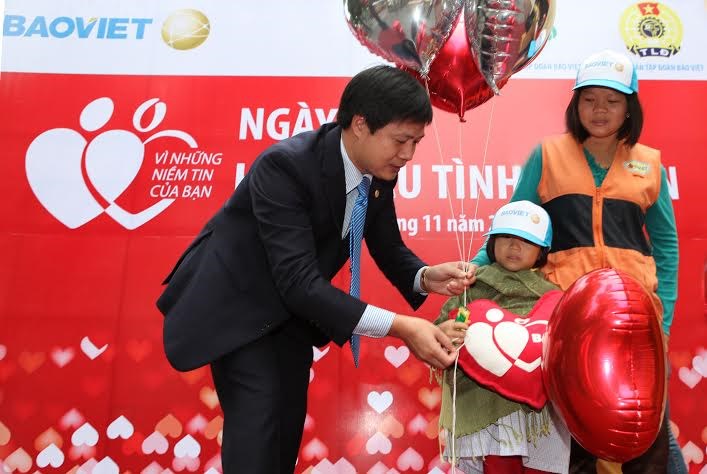 Hơn 300 cán bộ, nhân viên Bảo Việt tham gia ngày hội hiến máu tình nguyện - Ảnh 3