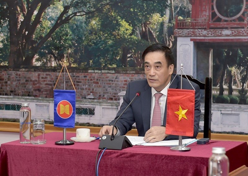 Thứ trưởng Trần Xu&acirc;n H&agrave; ph&aacute;t biểu tại Hội nghị.