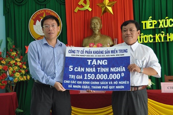 Đại biểu Quốc hội Vương Đình Huệ tiếp xúc cử tri xã đảo Nhơn Châu - Ảnh 6