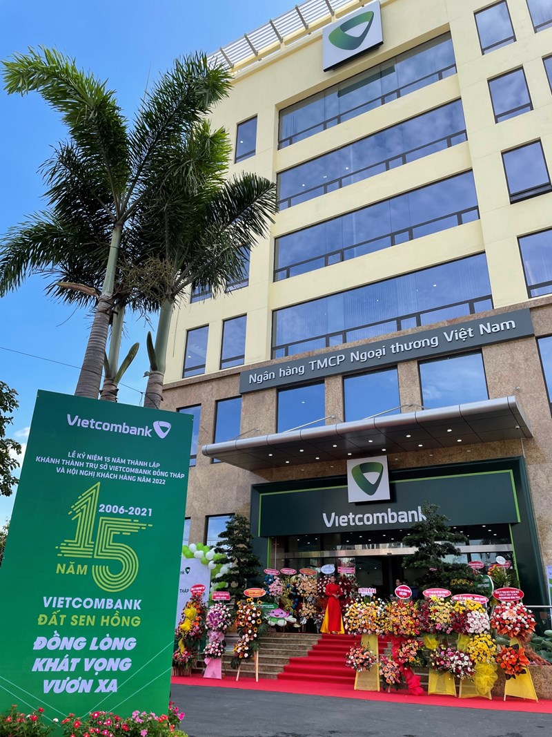 Trụ sở hoạt động mới của Vietcombank Đồng Th&aacute;p trong ng&agrave;y kh&aacute;nh th&agrave;nh