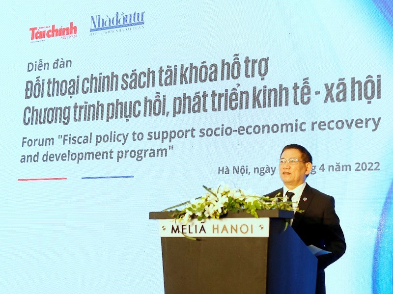 Bộ trưởng&nbsp;Bộ T&agrave;i ch&iacute;nh Hồ Đức Phớc ph&aacute;t biểu tại Diễn đ&agrave;n. Ảnh: Văn Trường.