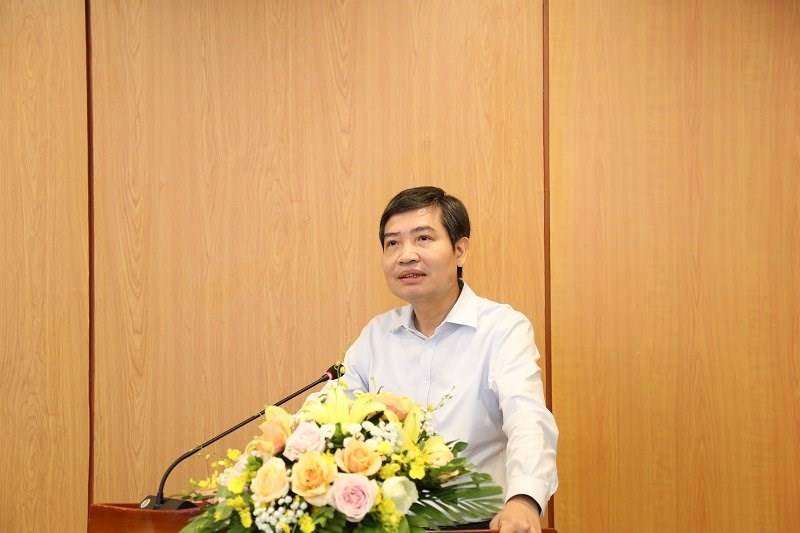 Thứ trưởng Bộ T&agrave;i ch&iacute;nh Tạ Anh Tuấn ph&aacute;t biểu tại Hội nghị.
